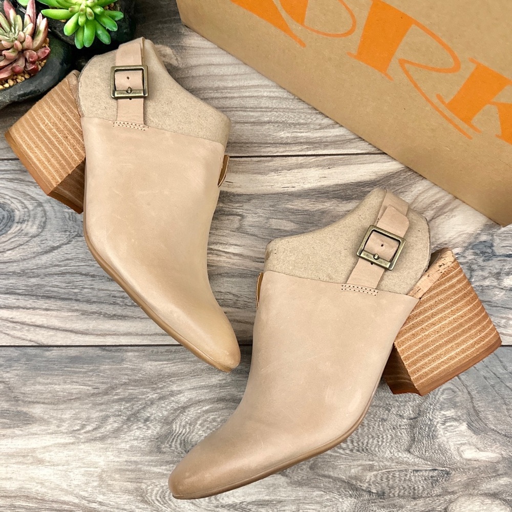 NIB Korks Kork Ease Rayleigh Slingback Block Heel Clogs Mules Cream Leather